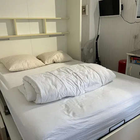 Deauville Nouveau 2 Pers 30m De La Appartamento